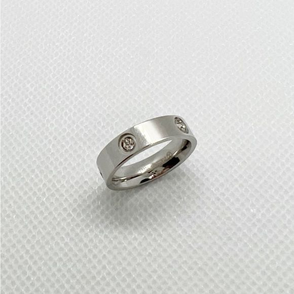 Jewelry - Diamond and stainless steel band